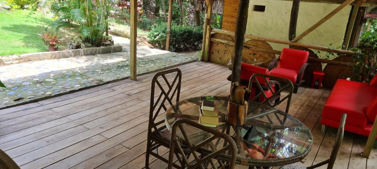 Eco Hostal Monolandia El Zaino Exteriör bild
